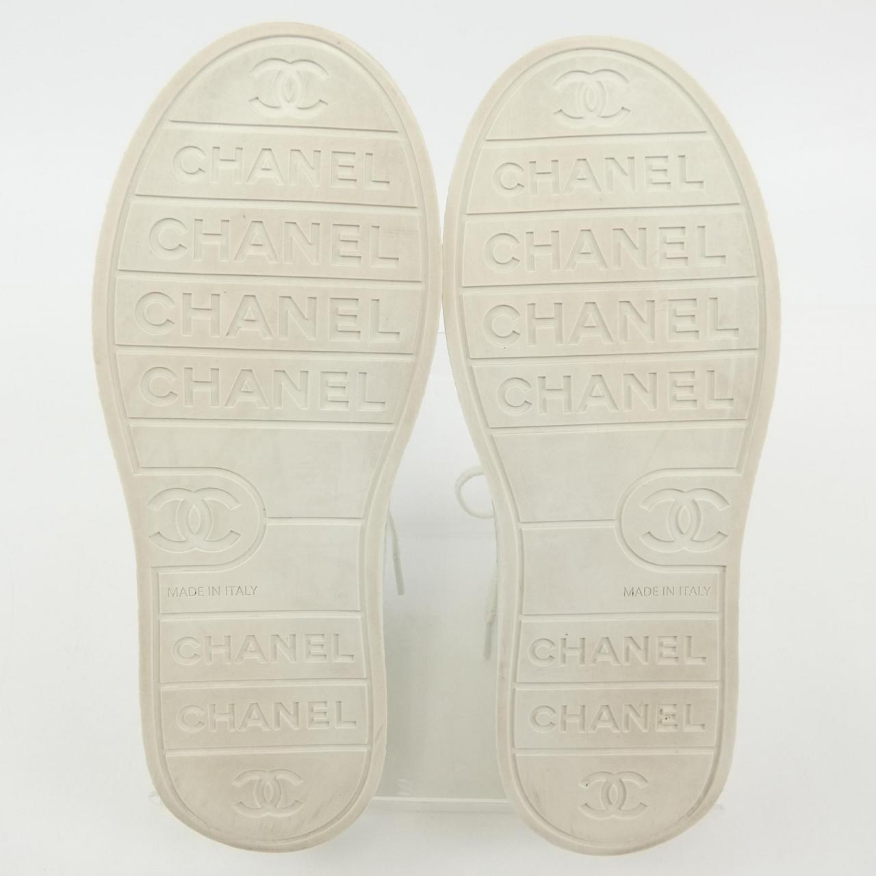 Chanel G45560B15742 Calfskin Sneakers