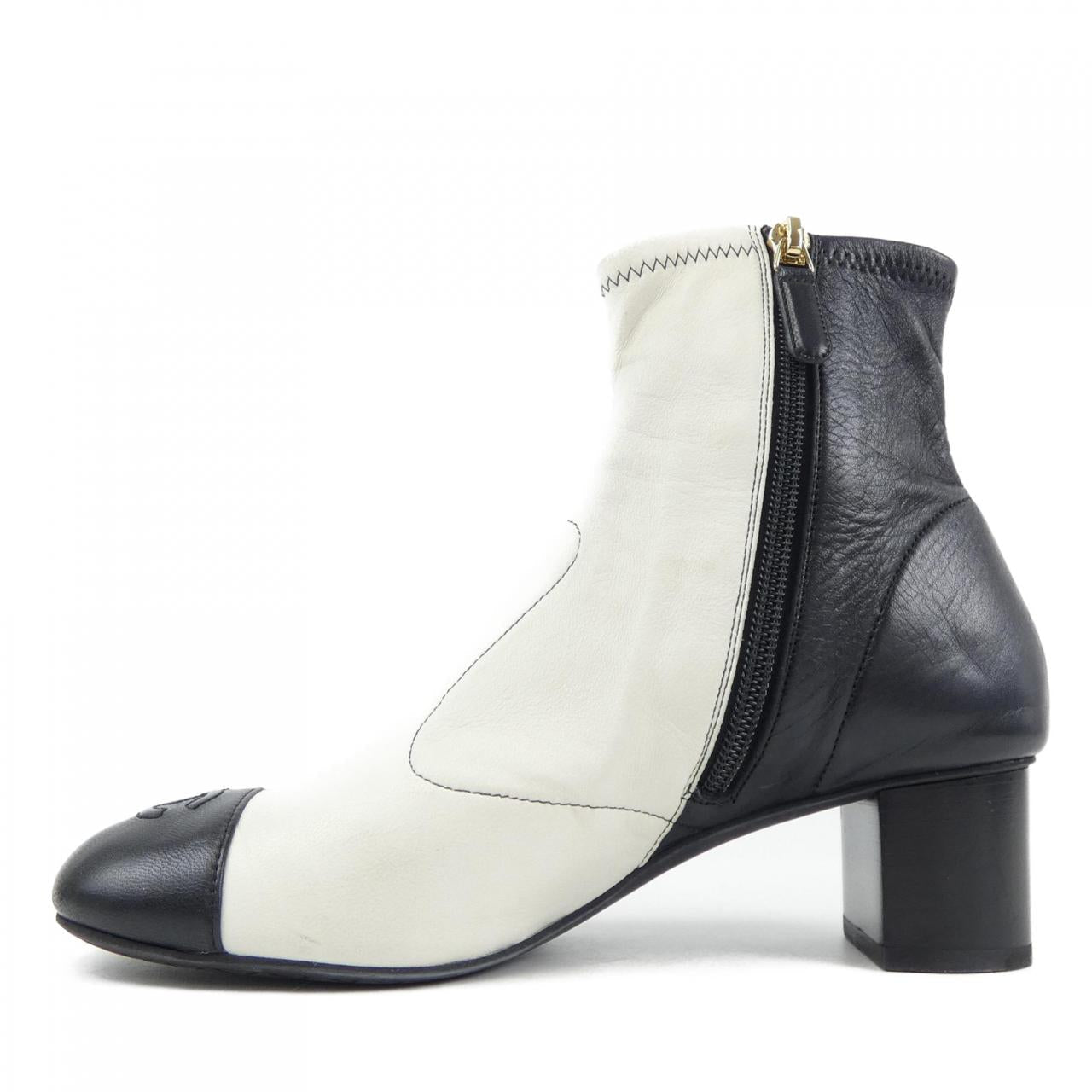 Chanel G35948X54385 Boots