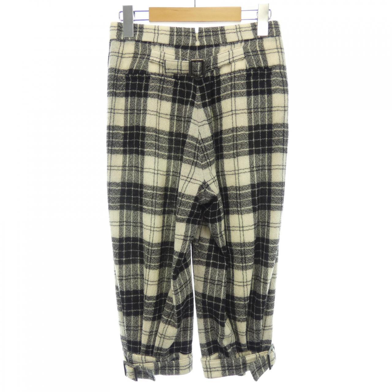 Chanel P46381V34368 Pants