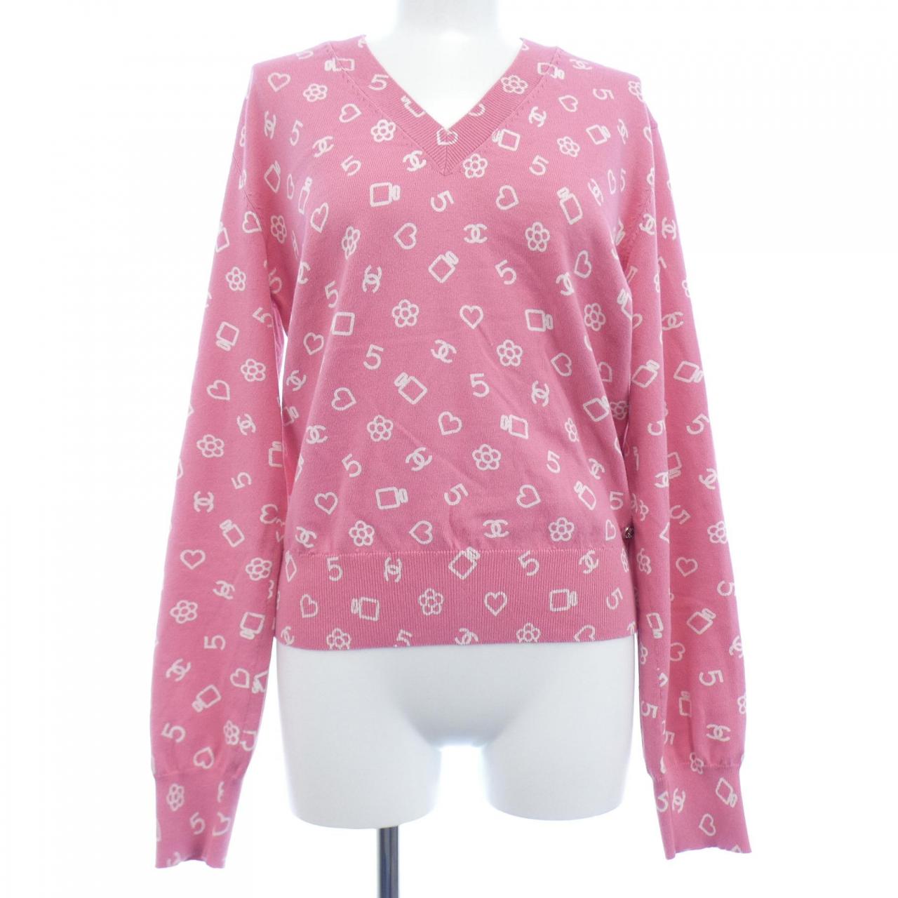 Chanel Knitwear