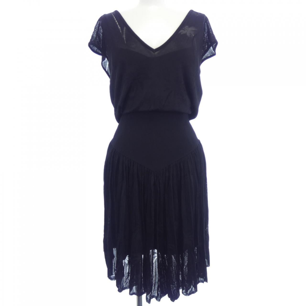 Chanel P76573K11021 Dress
