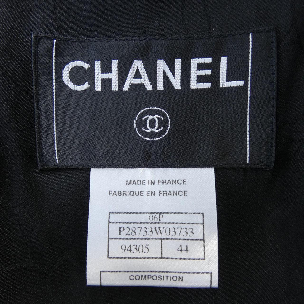 Chanel P28733W03733 Jacket