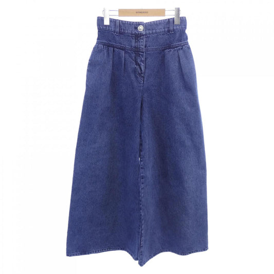 Chanel Jeans