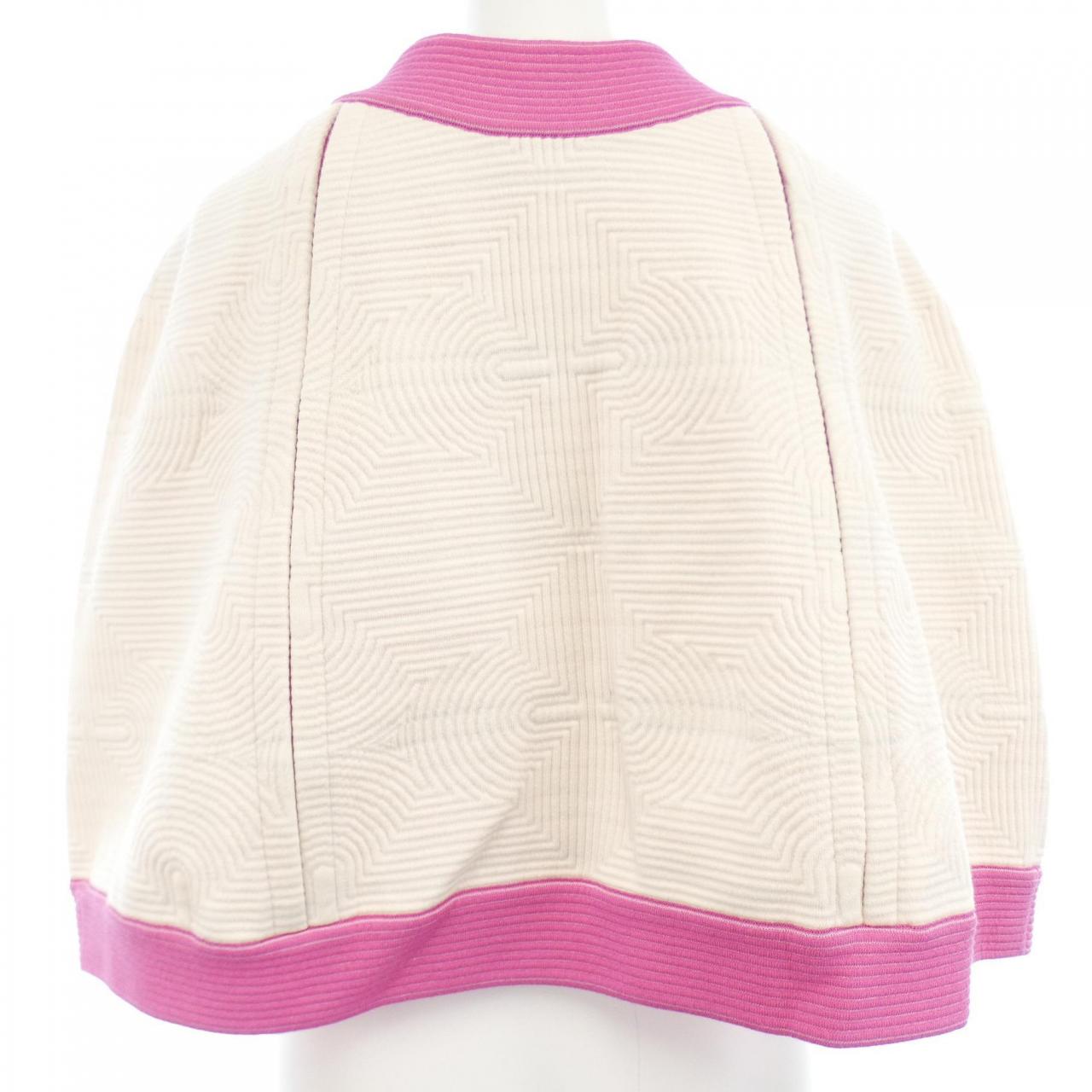 Chanel P53252K06896 16C Top