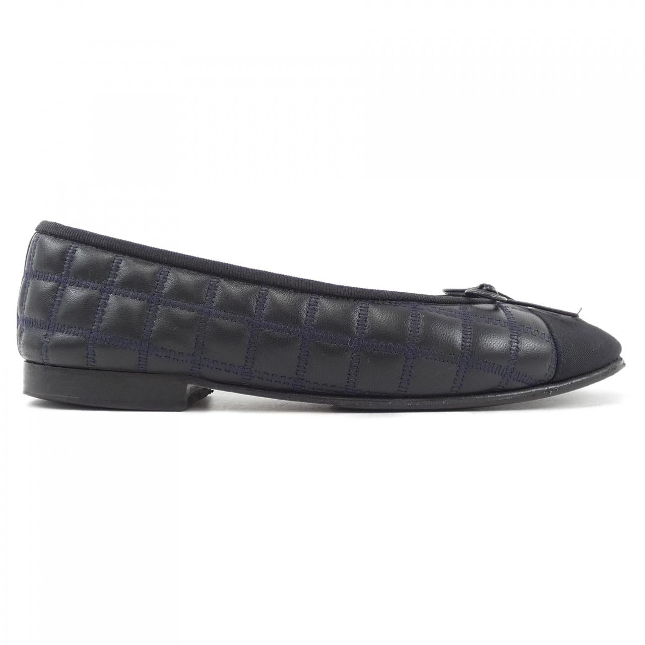 Chanel G45591B15993 Lambskin Embroidery Flat Shoes