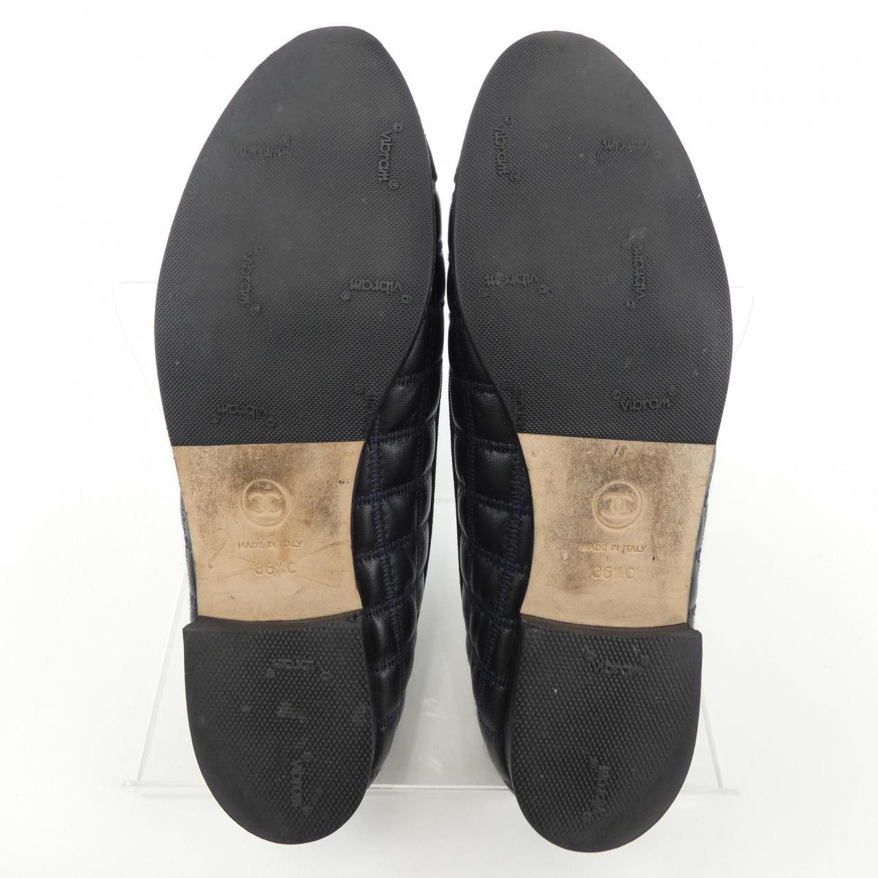 Chanel G45591B15993 Lambskin Embroidery Flat Shoes
