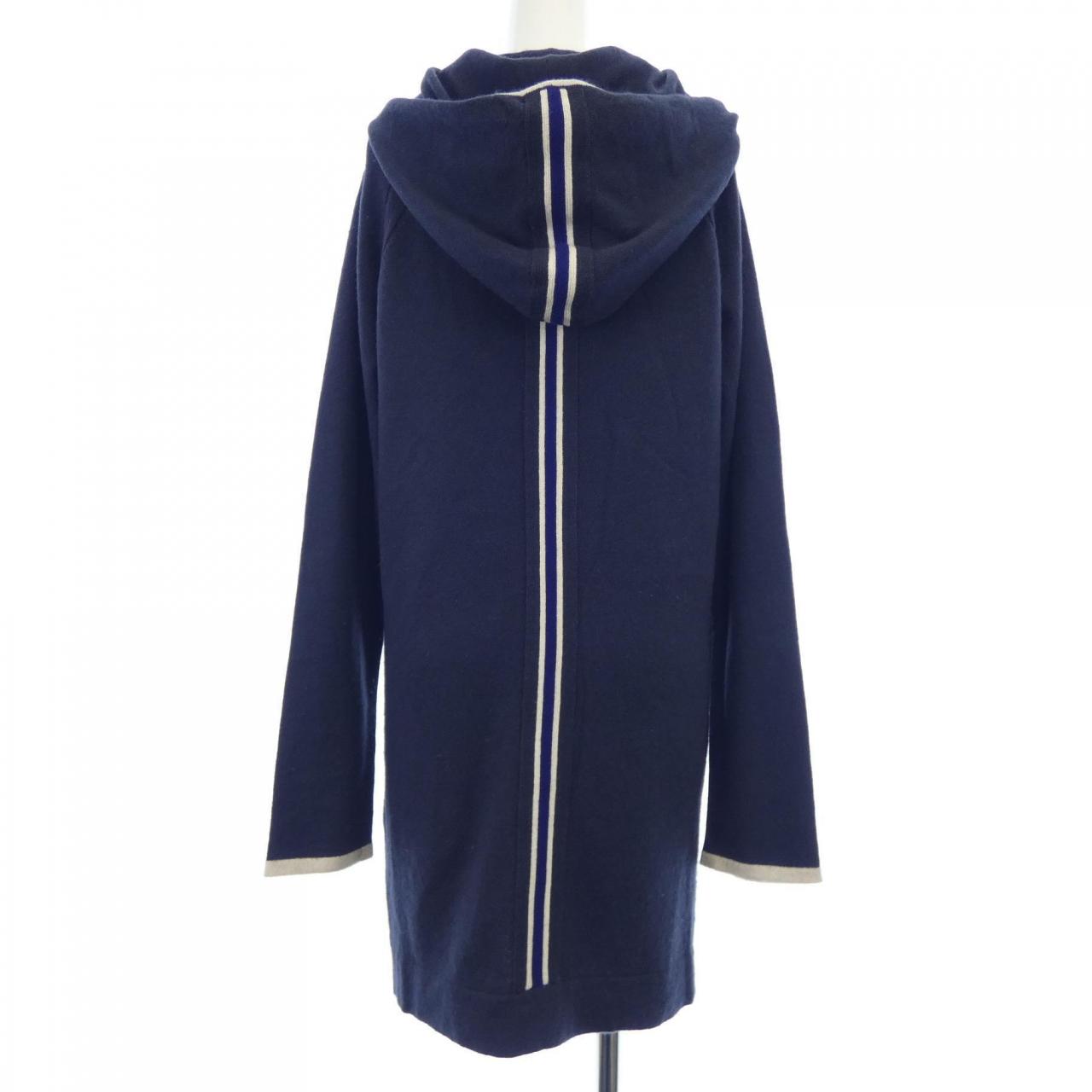 Chanel P35238K02024 100% Cashmere Hoodie