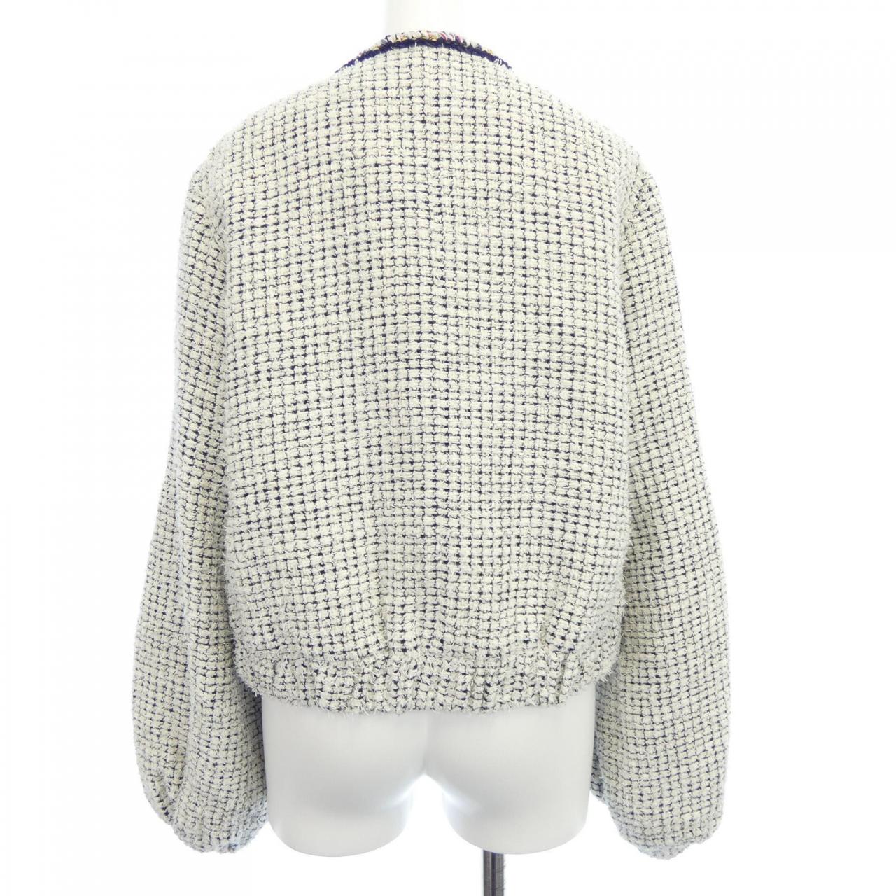 Chanel P70074V60046 Collarless Jacket Jacket