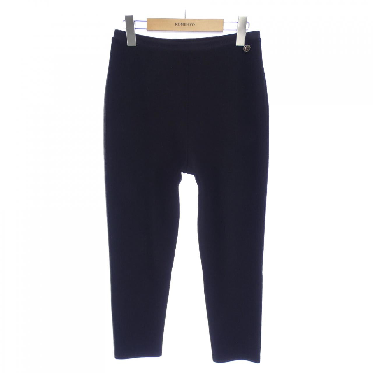 Chanel P73064V21513 Pants