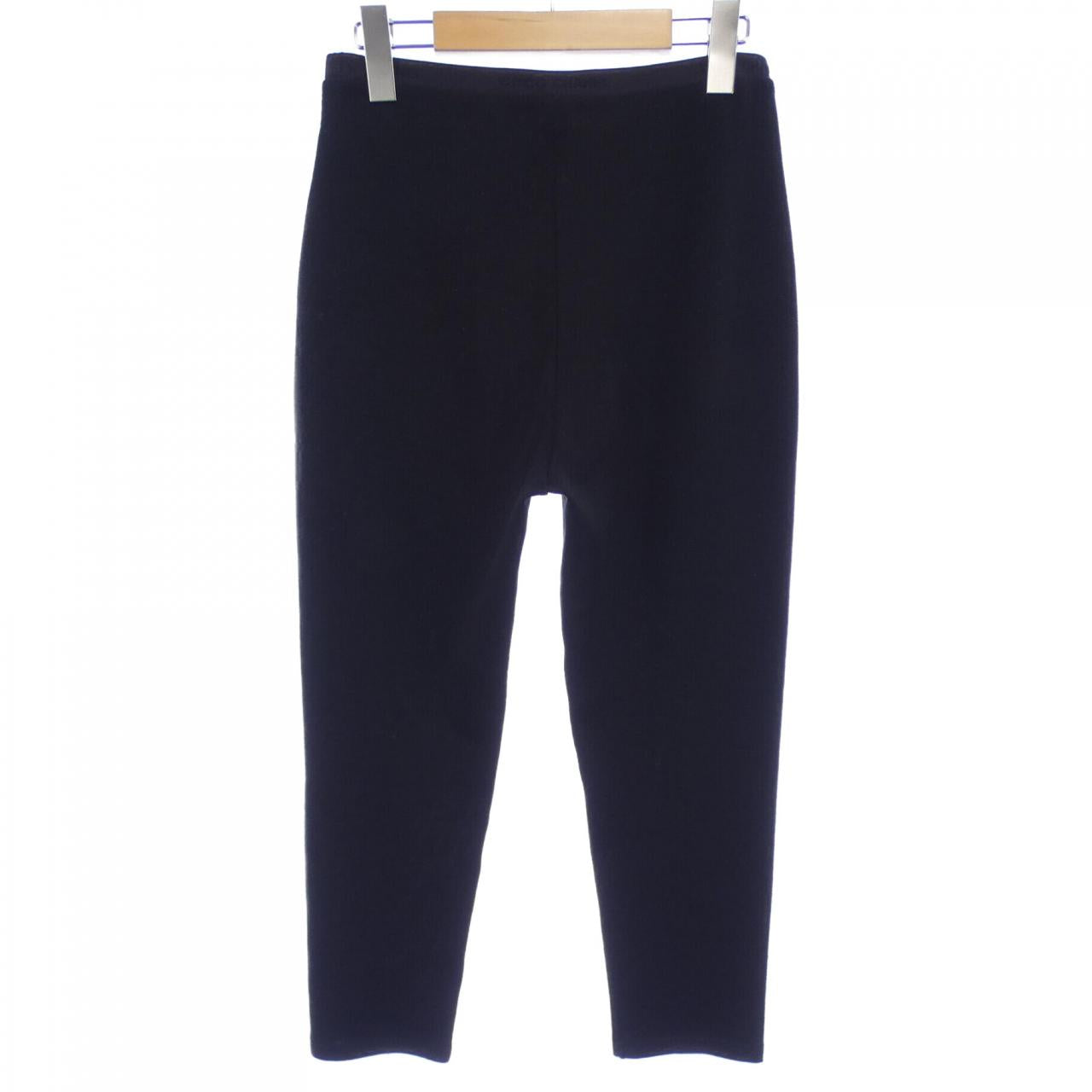 Chanel P73064V21513 Pants