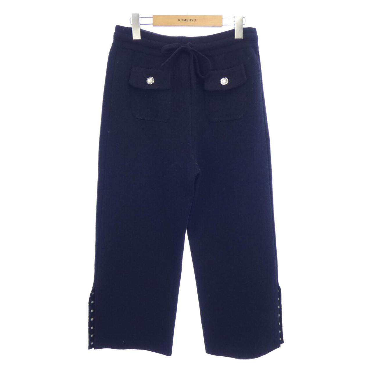 Chanel P76992K11096 Cashmere Pants