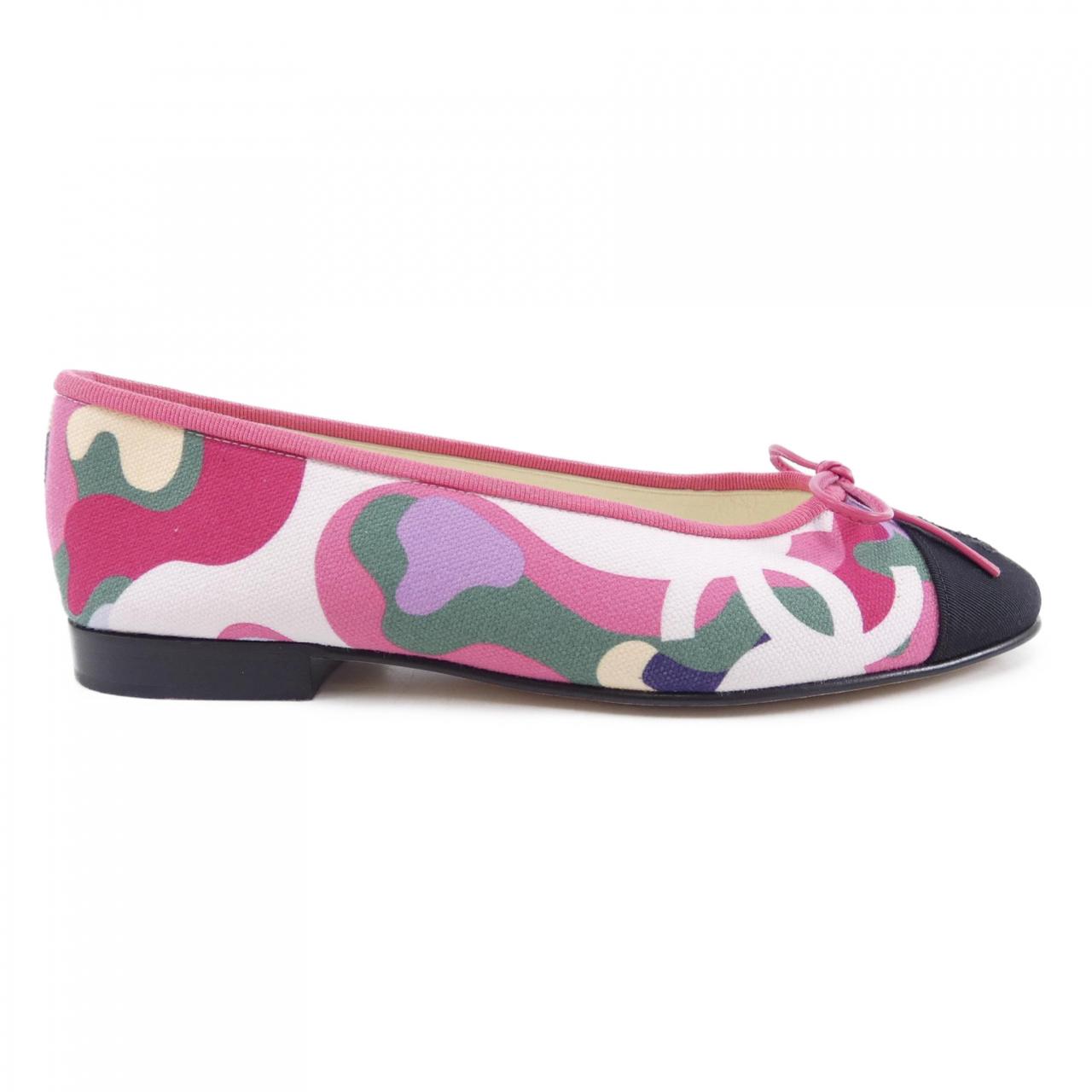 Chanel Flat Shoes