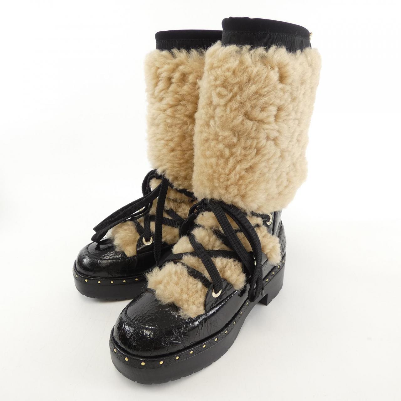 Chanel G35157Y53513 Shearling Boots