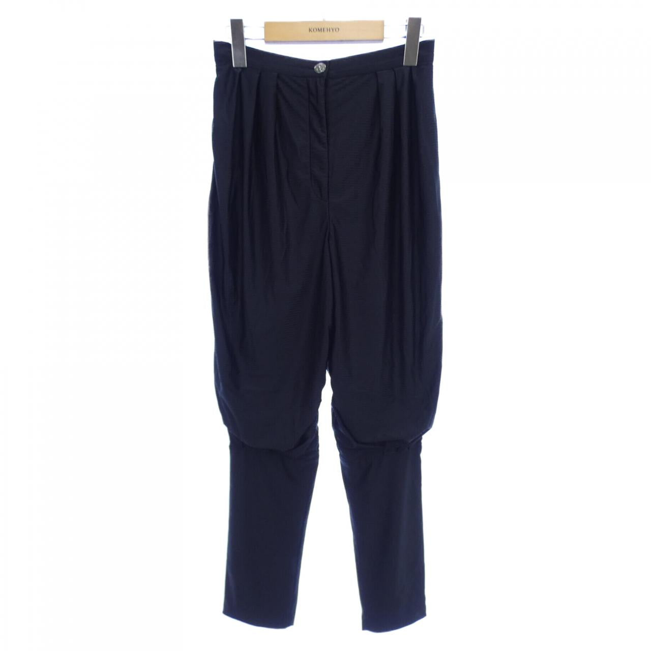 Chanel P71973V38670 Pants
