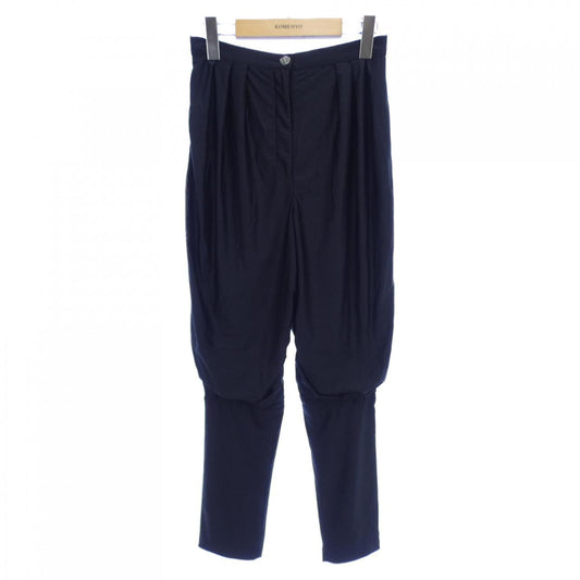 Chanel P71973V38670 Pants