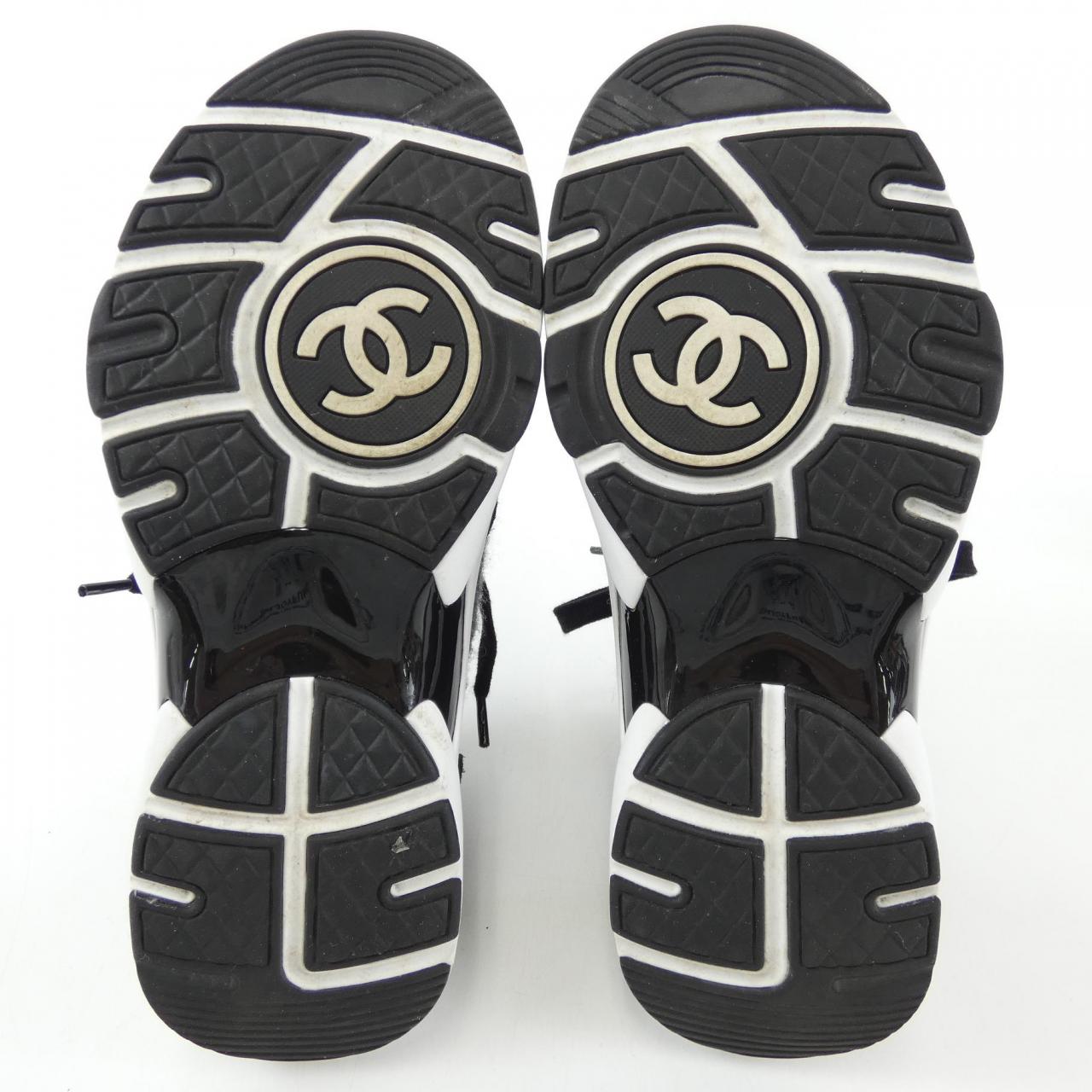 Chanel G38750B14071 Knit Suede Calfskin Sneakers