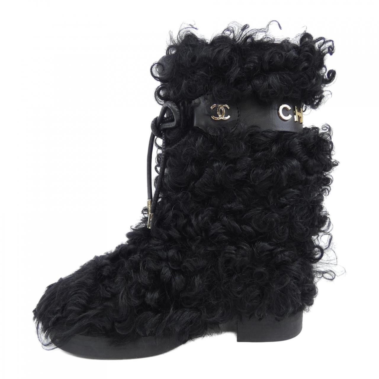 Chanel Shearling Sheepskin Boots