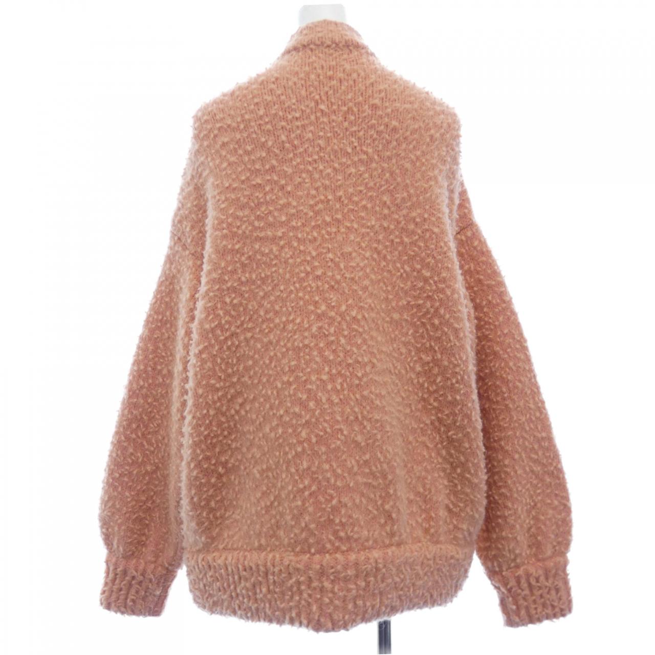 Chanel P71375K10257 Cardigan