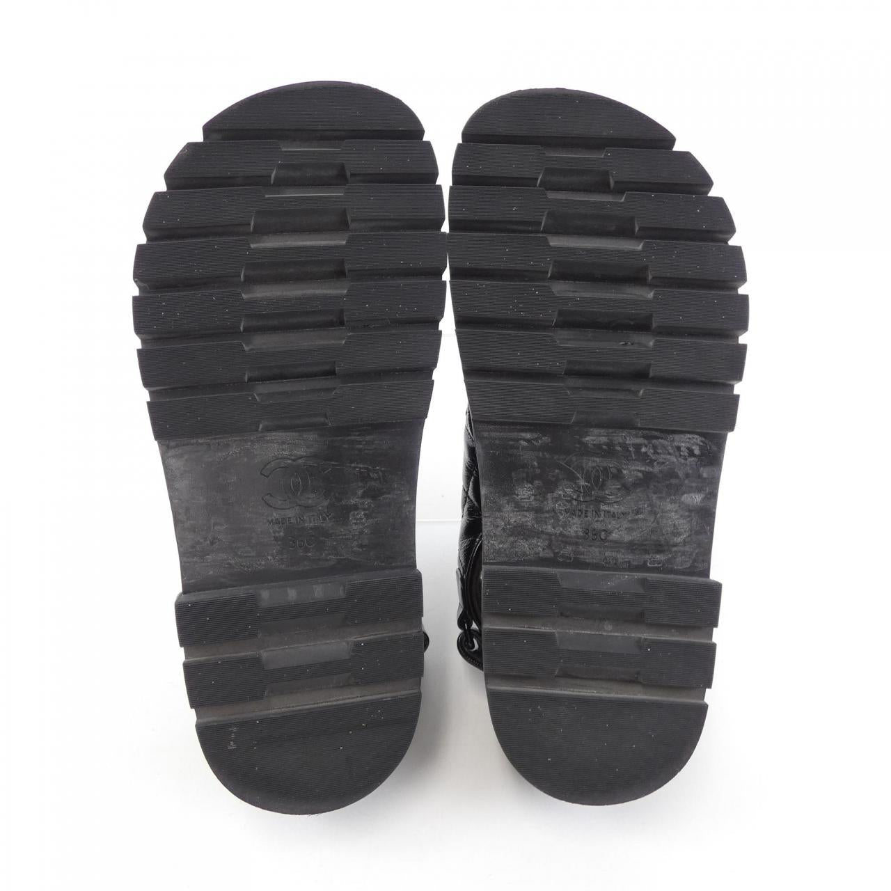 Chanel G45291B14457 Shiny Calfskin Knit Sandals