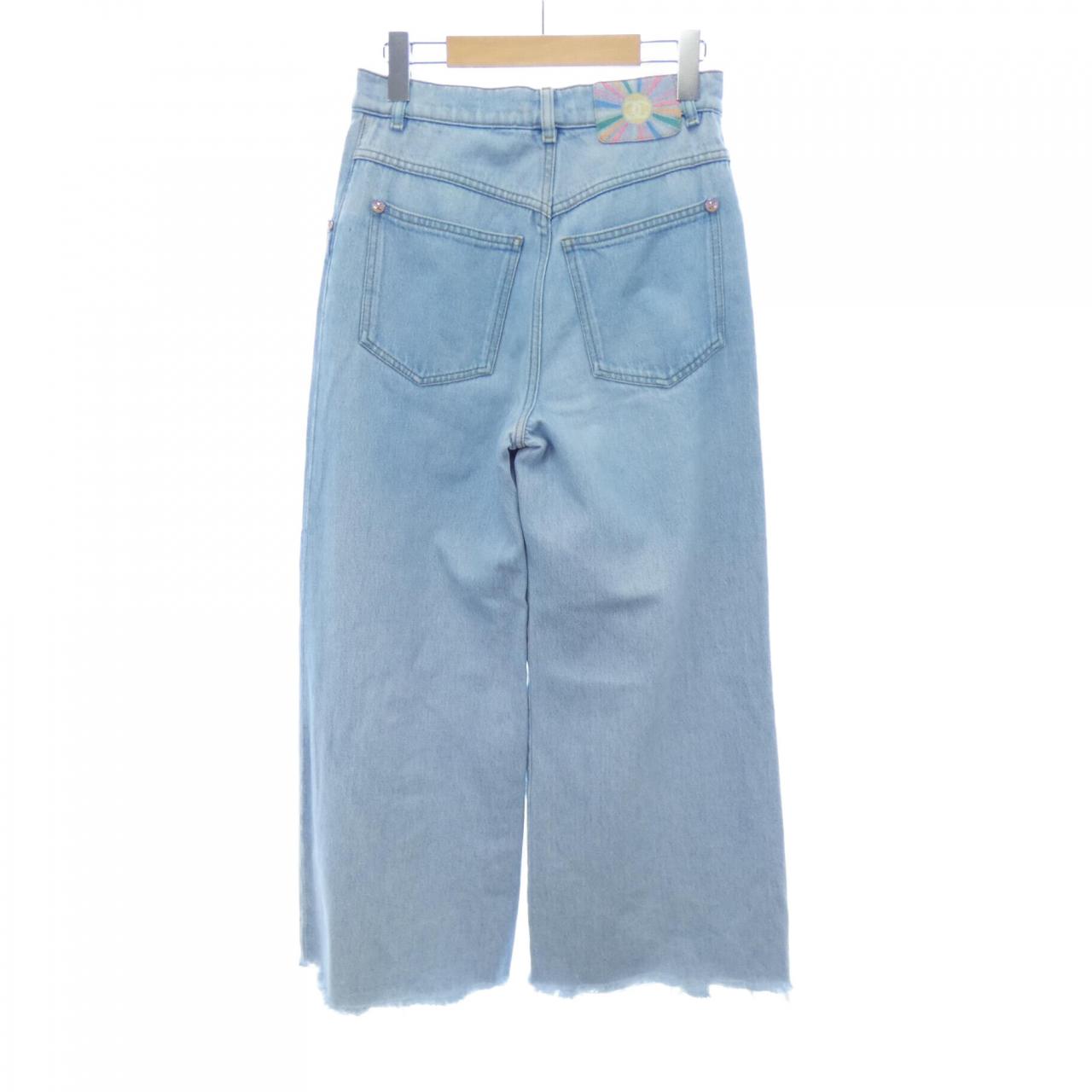 Chanel P76361V68290 Jeans