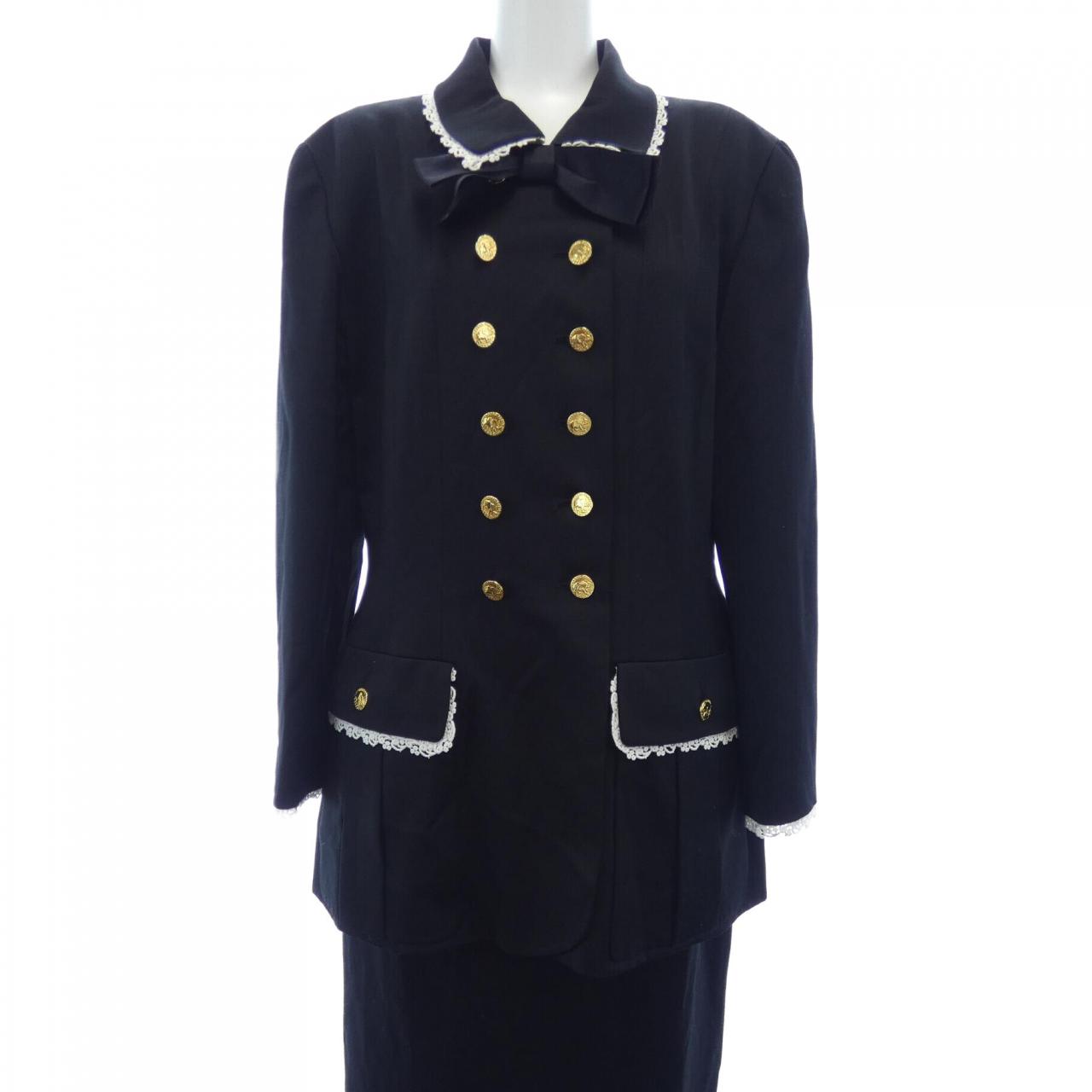 Chanel Suit Set