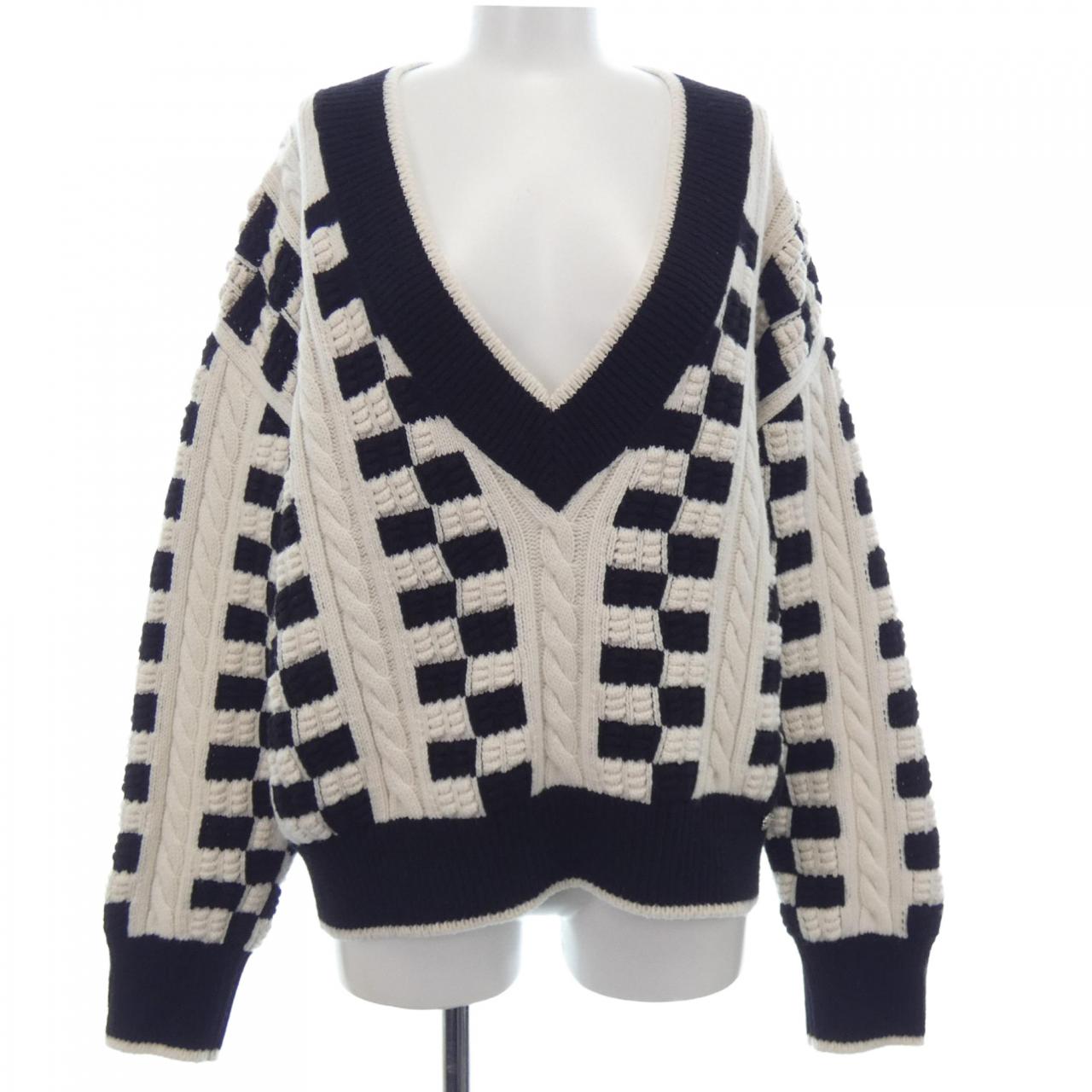 Chanel P74123K10621 Cashmere Knit