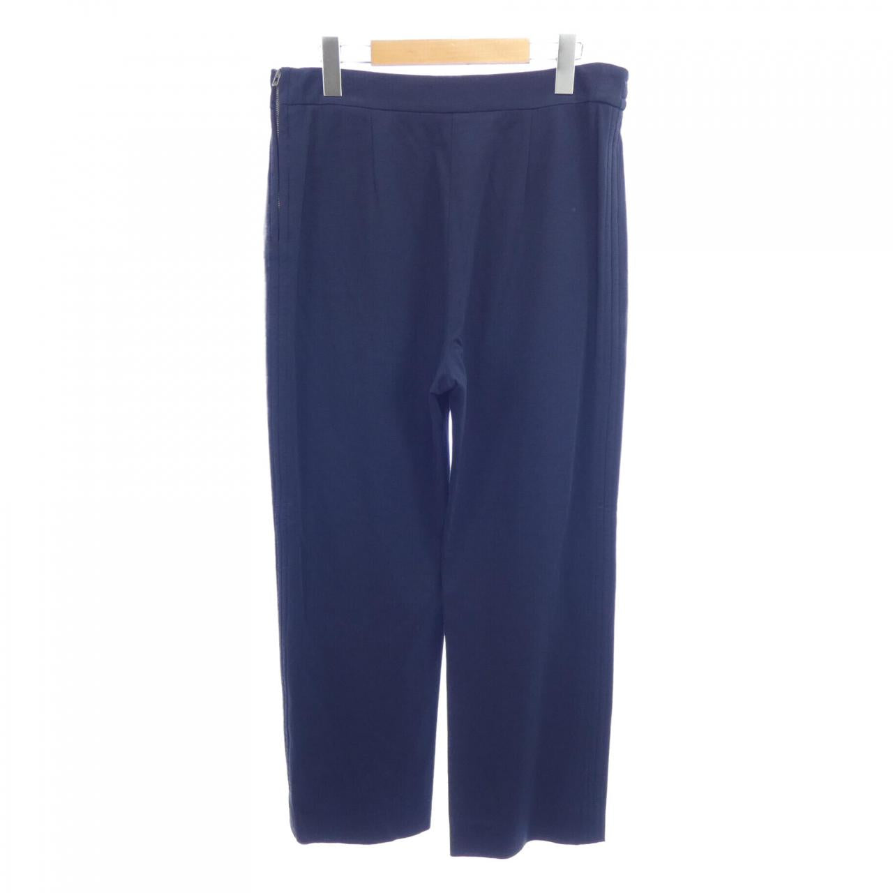 Chanel P43060V31604 Pants