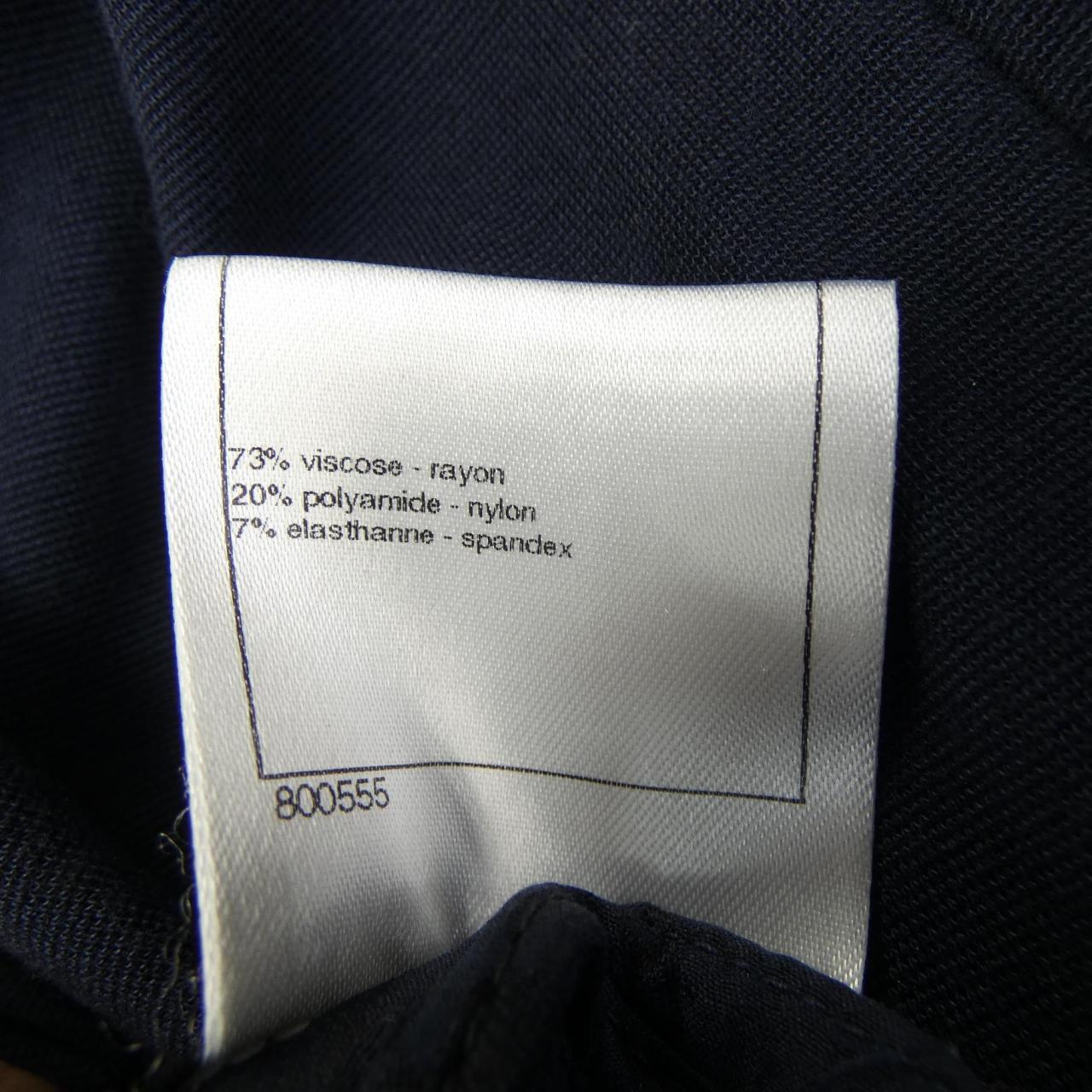 Chanel P43060V31604 Pants