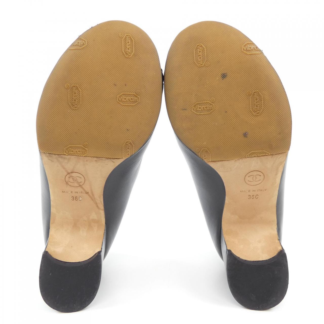 Chanel G31532X02526 Calfskin Pumps