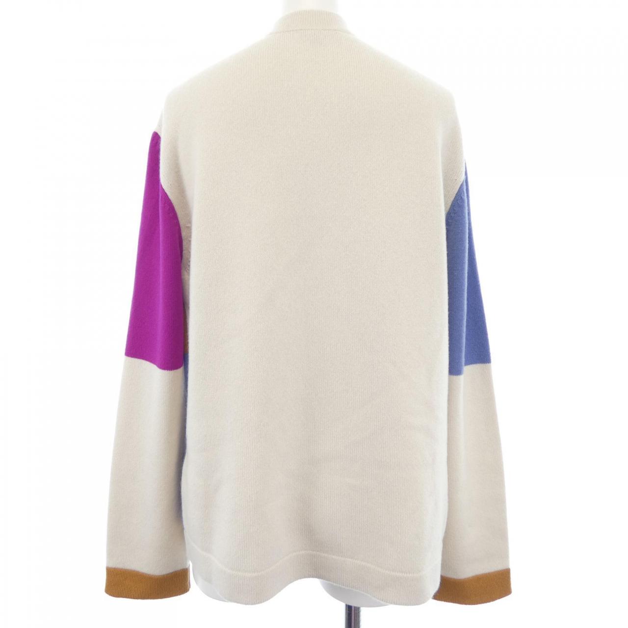 Chanel P65607K61302 100% Cashmere Cardigan