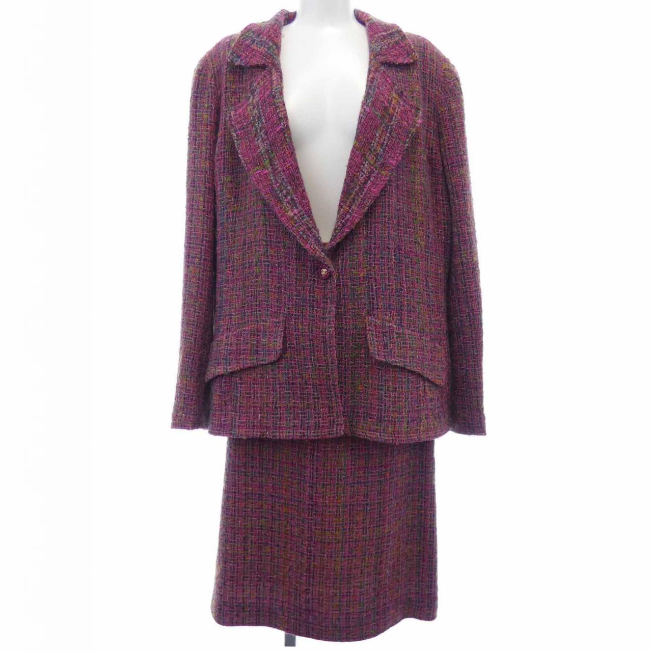 Chanel Suit Set