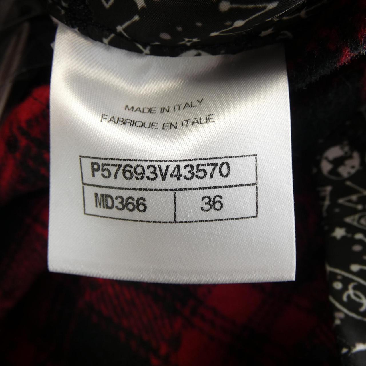 Chanel P57693V43570 Coat