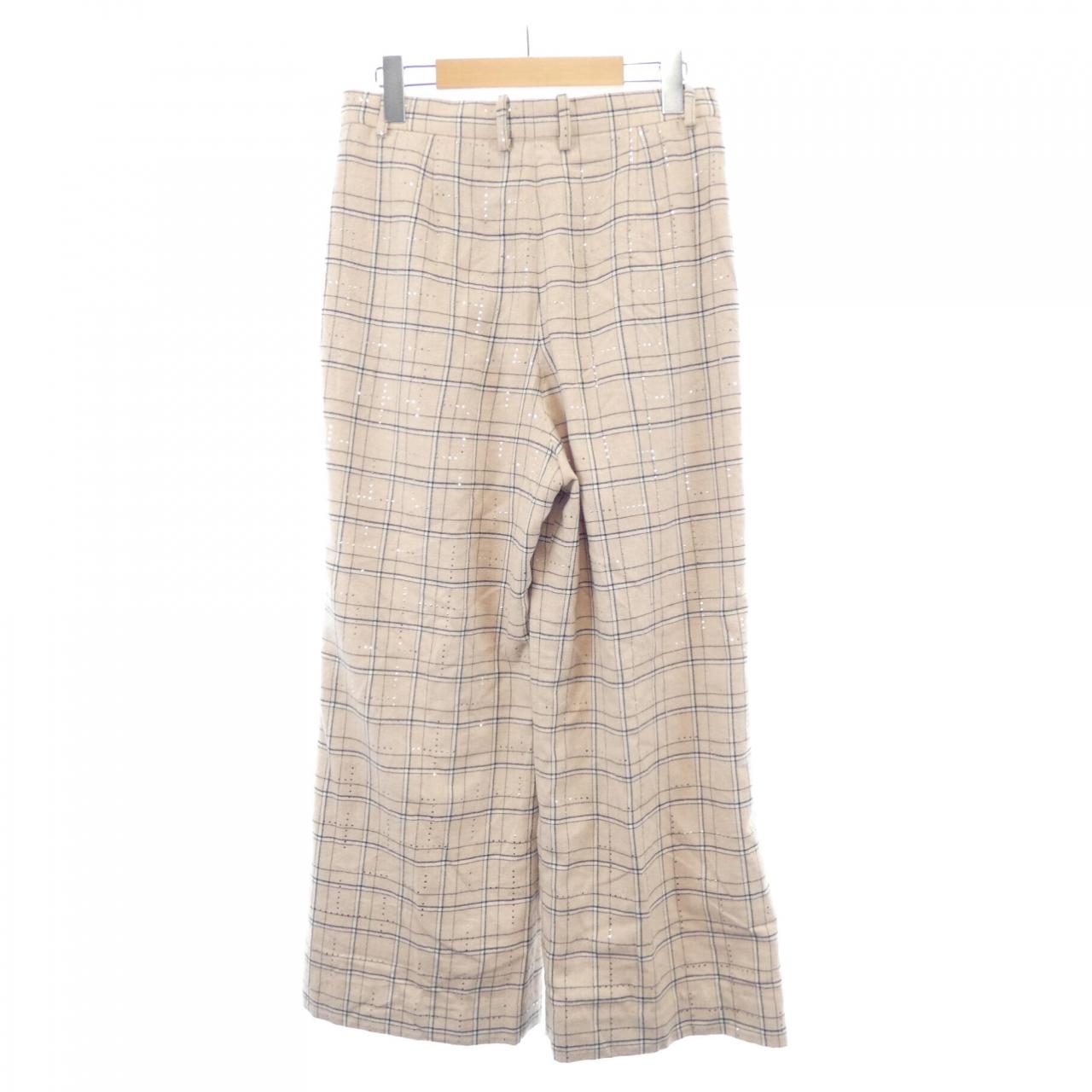 Chanel P71172V62780 Pants