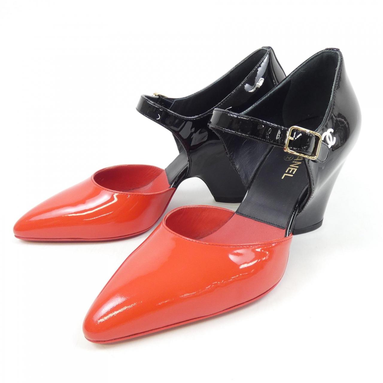 Chanel G35426X51282 Patent Calfskin Pumps