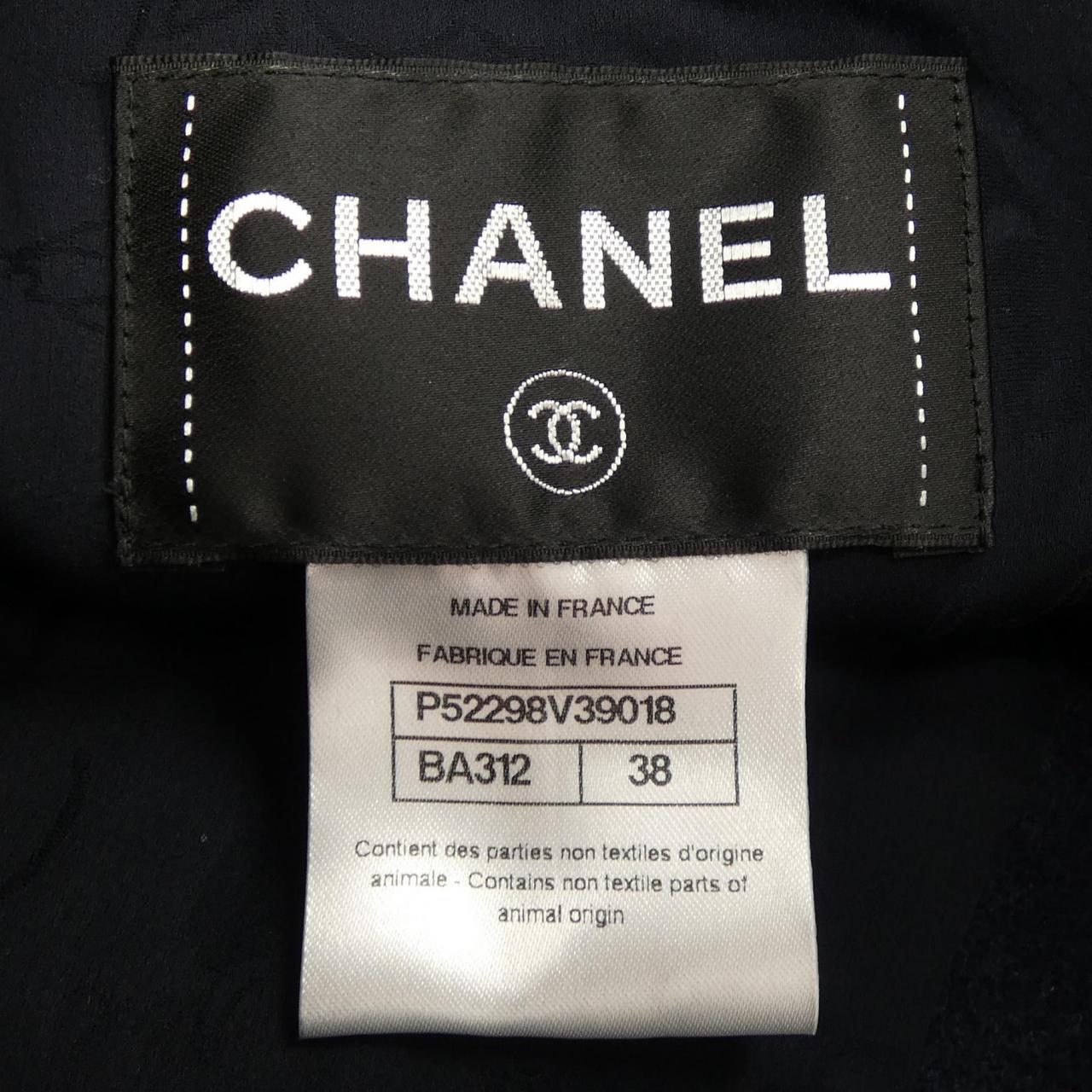 Chanel P52298V39018 Coat