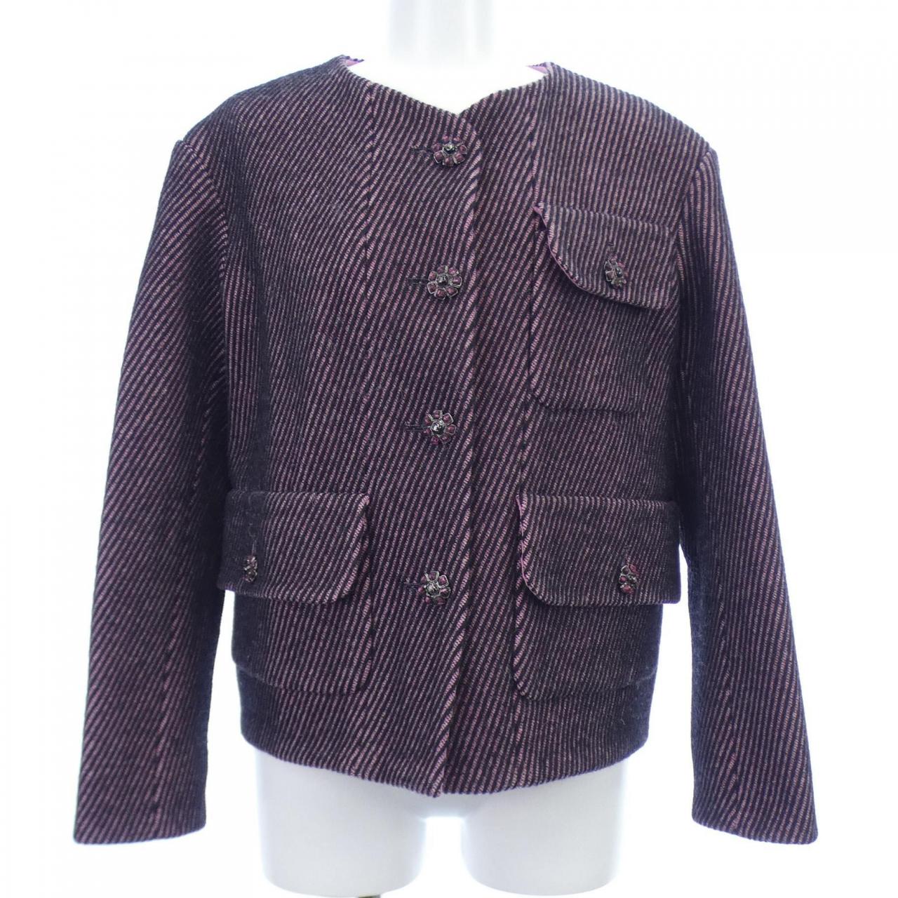 Chanel P73607V65162 Collarless Jacket