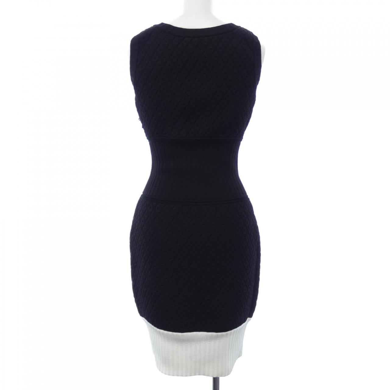 Chanel P46066K05774 Dress