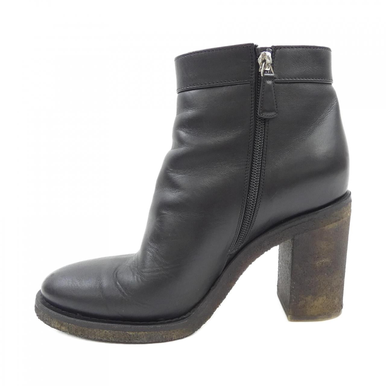 Chanel G31285X47535 Calfskin Boots