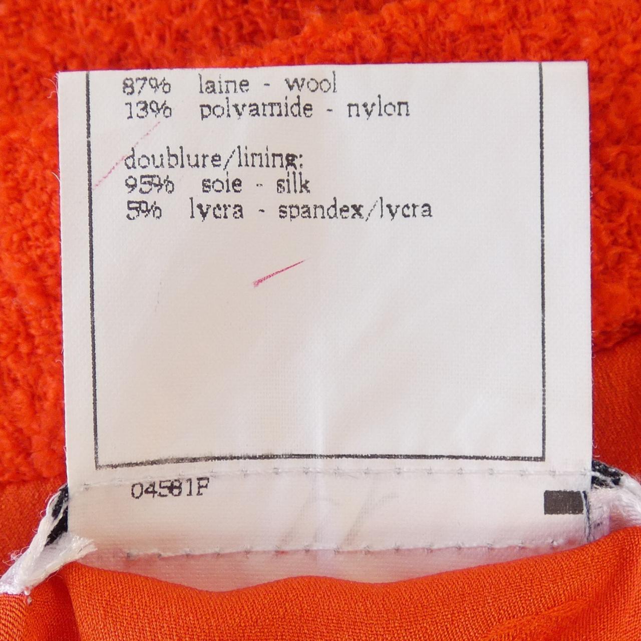 Chanel P08100V04999 96A Suit