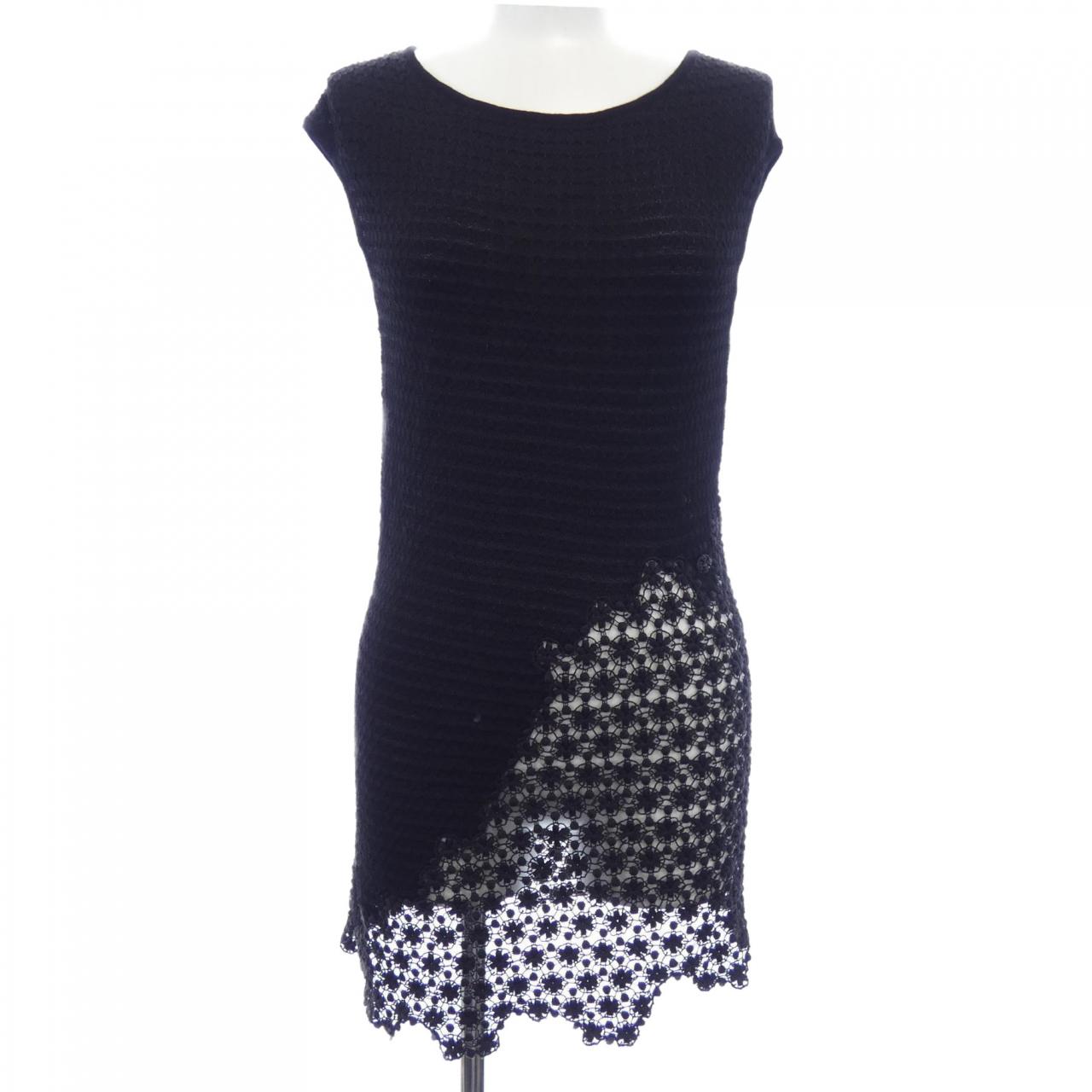Chanel Top