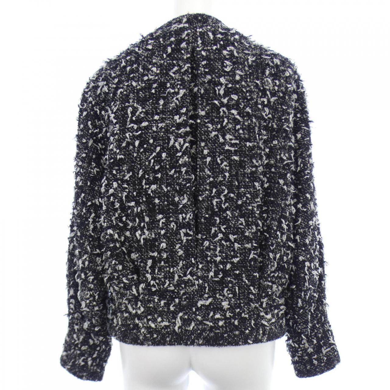 Chanel P62063V47480 19B Collarless Jacket