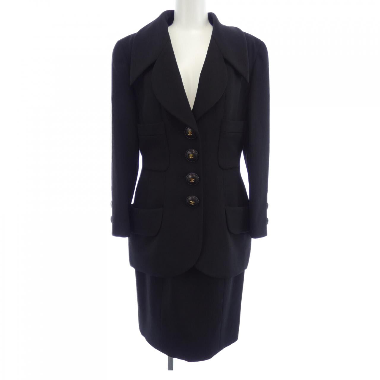 Chanel Suit Set