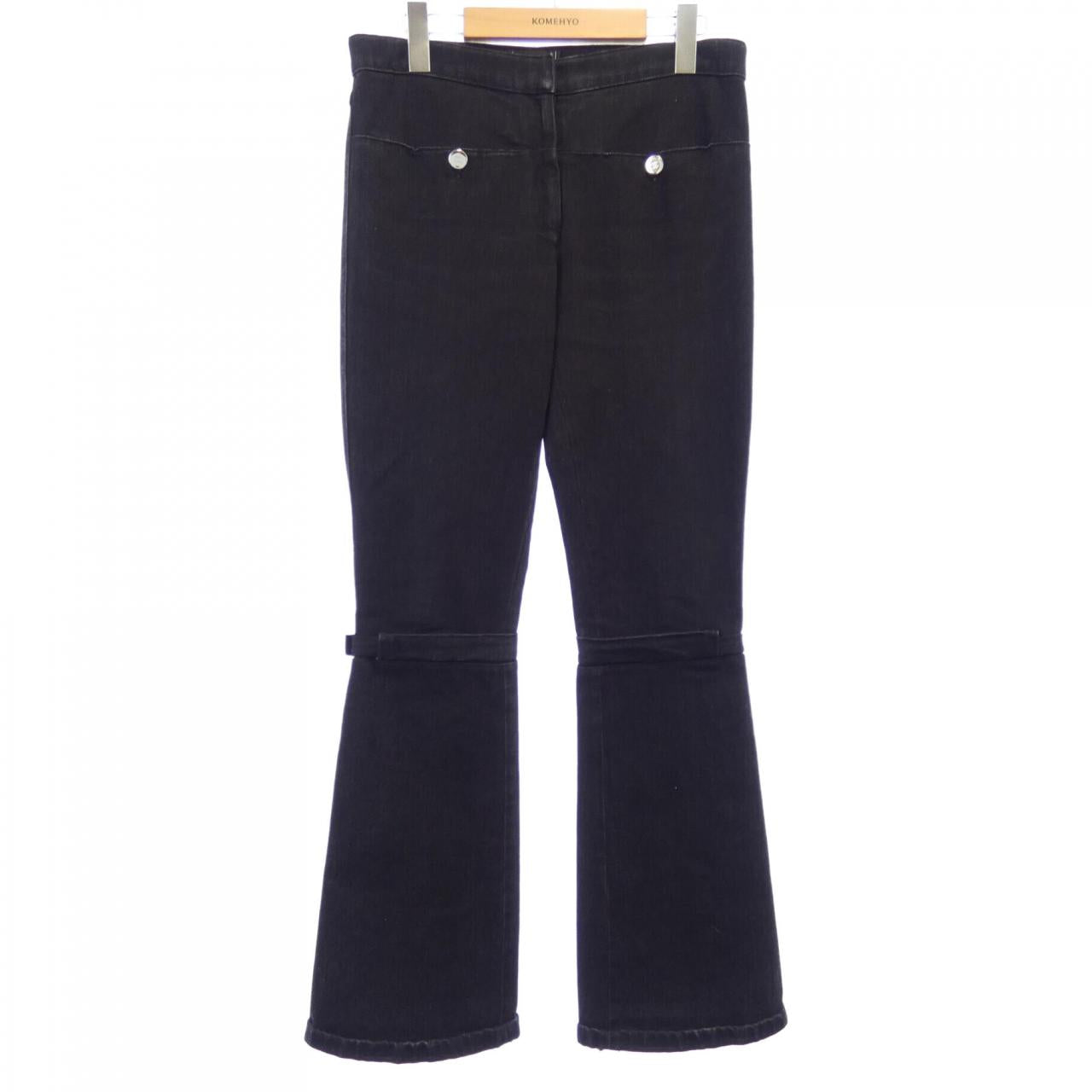 Chanel Jeans