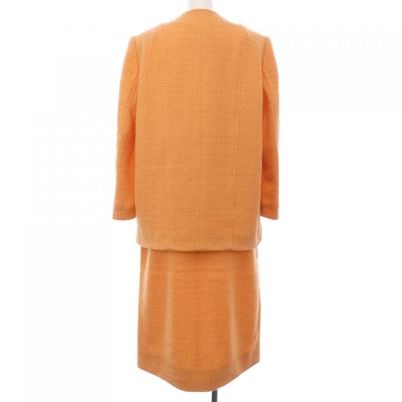 Chanel Suit Set