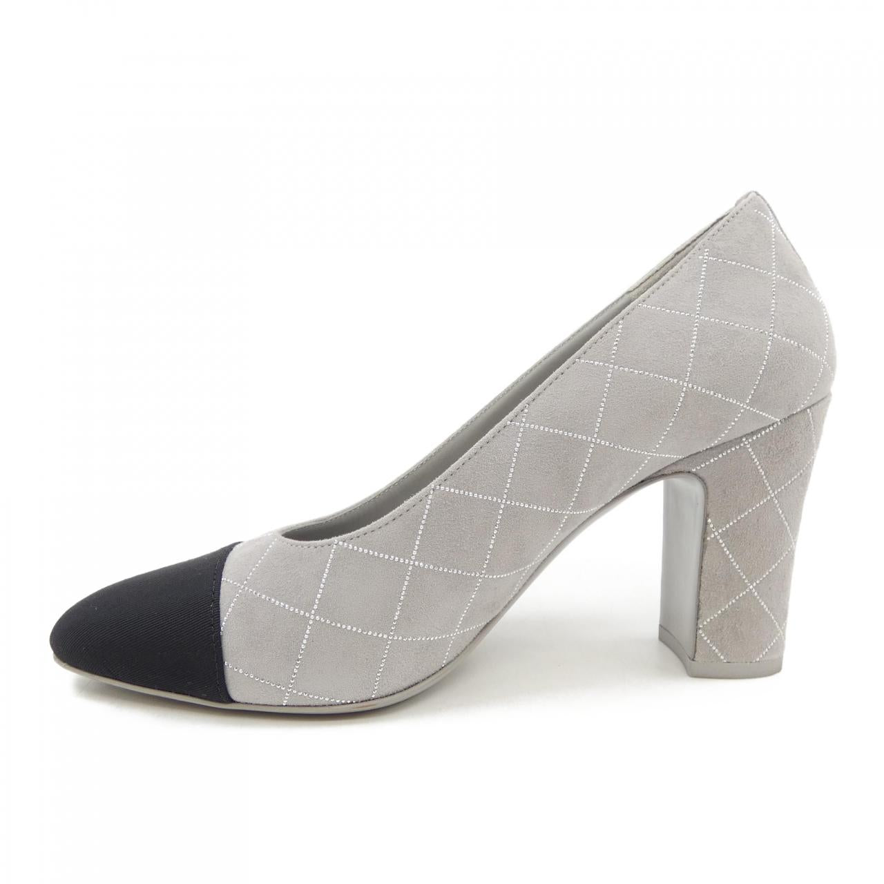 Chanel G46206B19042 Suede Goatskin & Grosgrain Pumps