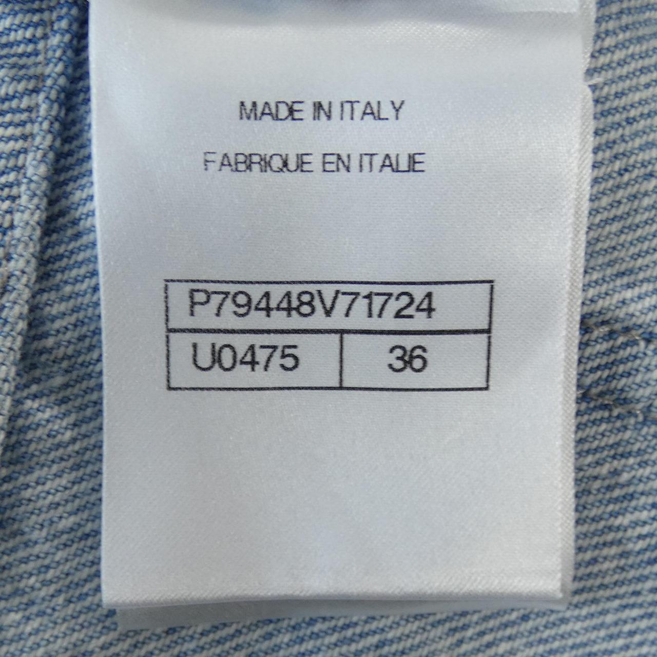 Chanel P79448V71724 Jeans