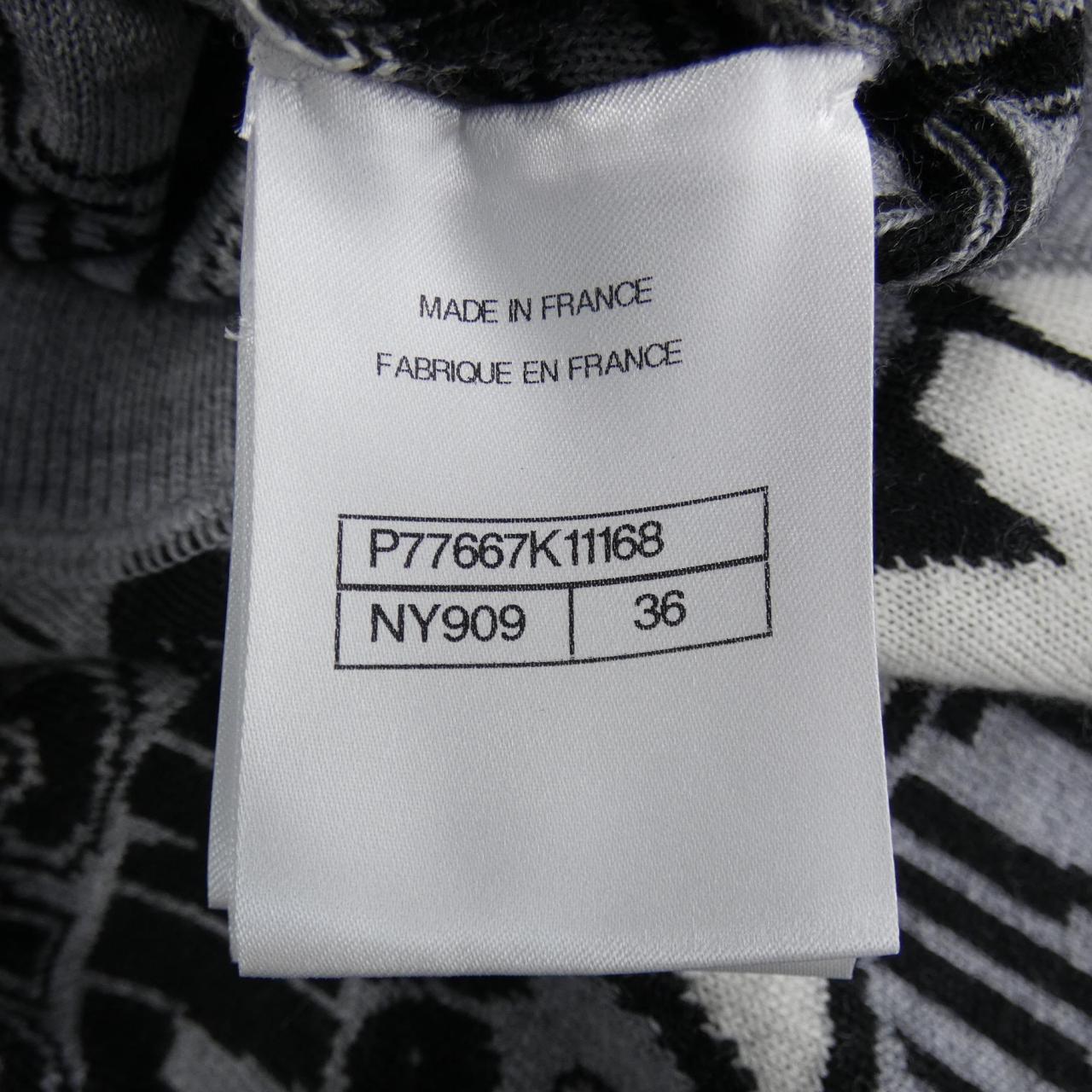 Chanel P77667K11168 Knit