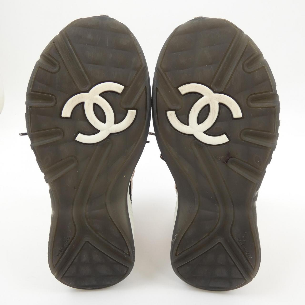Chanel G38290Y55436 Fabric Suede Calfskin Sneakers
