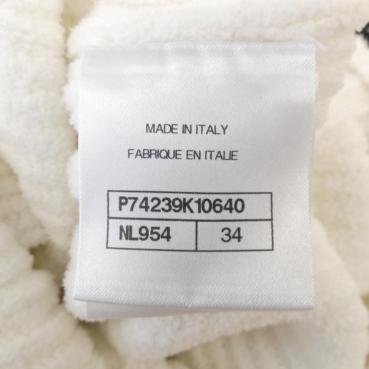 Chanel P74239K10640 Jacket