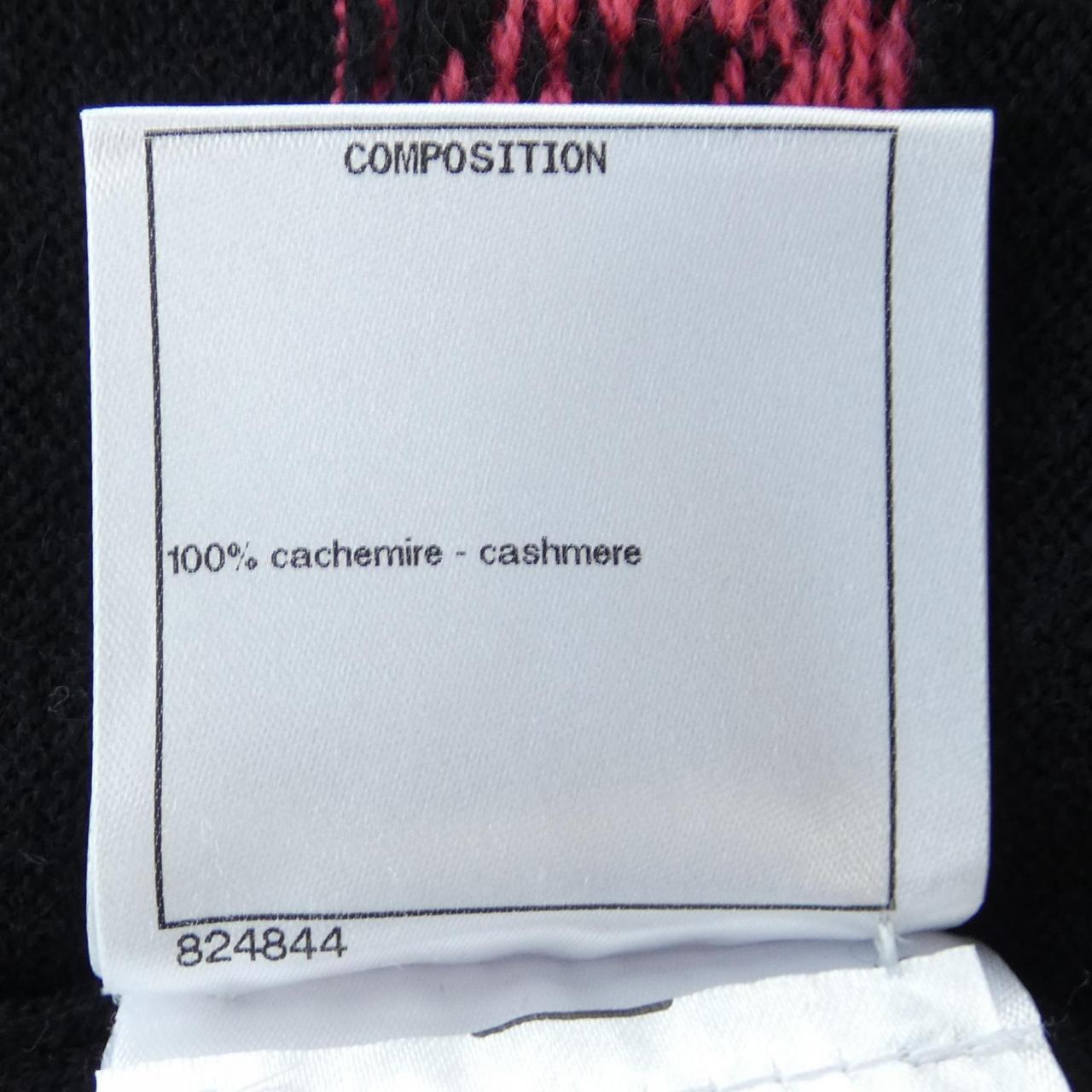 Chanel P56112K07327 Cashmere Knit